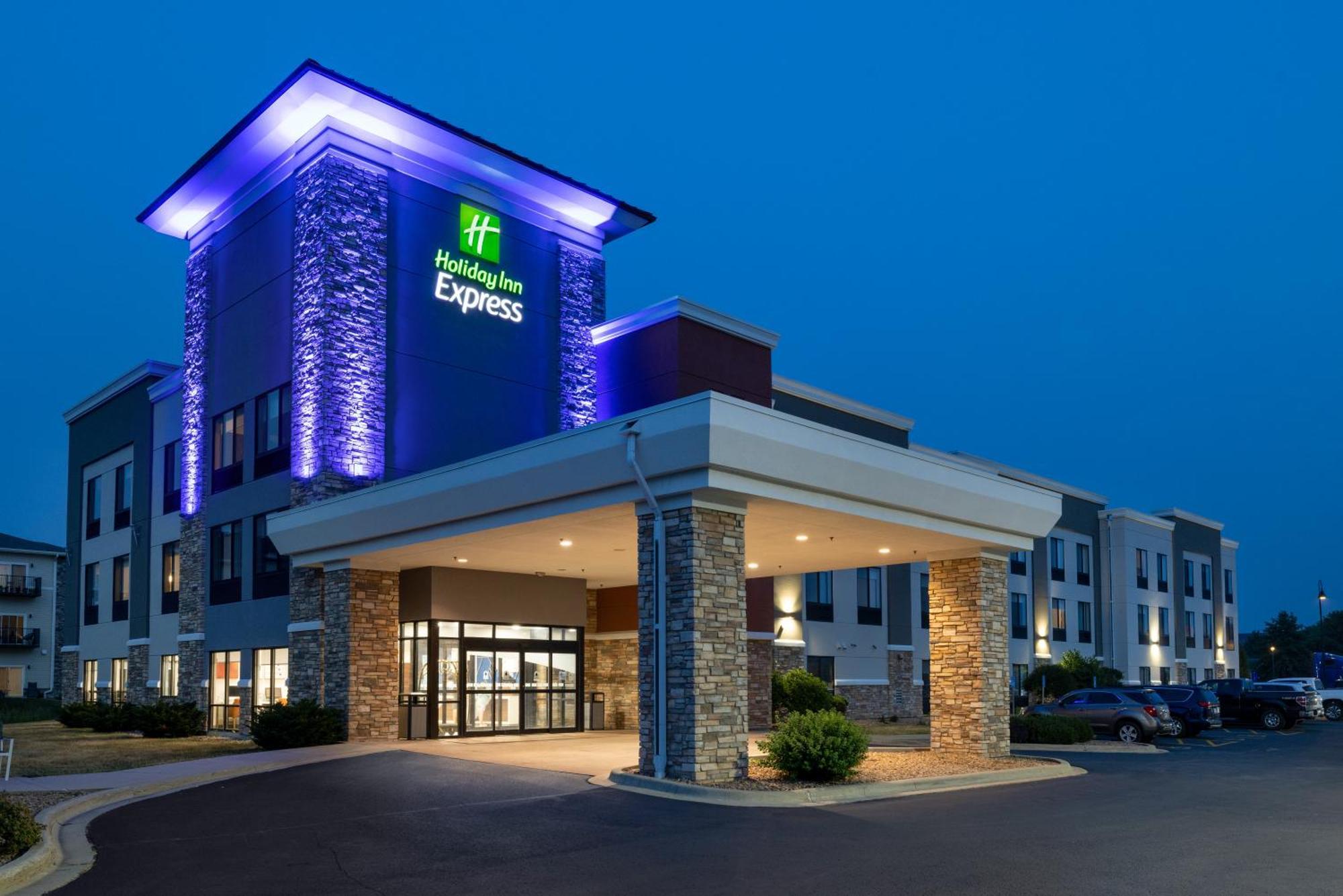 Holiday Inn Express Rochester South - Mayo Area By Ihg Exterior photo