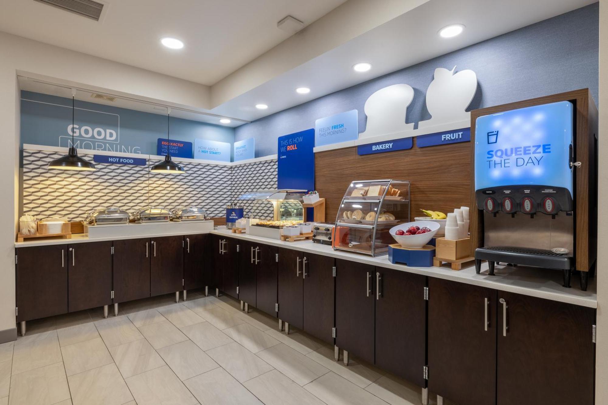 Holiday Inn Express Rochester South - Mayo Area By Ihg Exterior photo